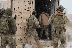 Kansas, Idaho Air National Guard TACPs Conduct Joint Close Air Support Training