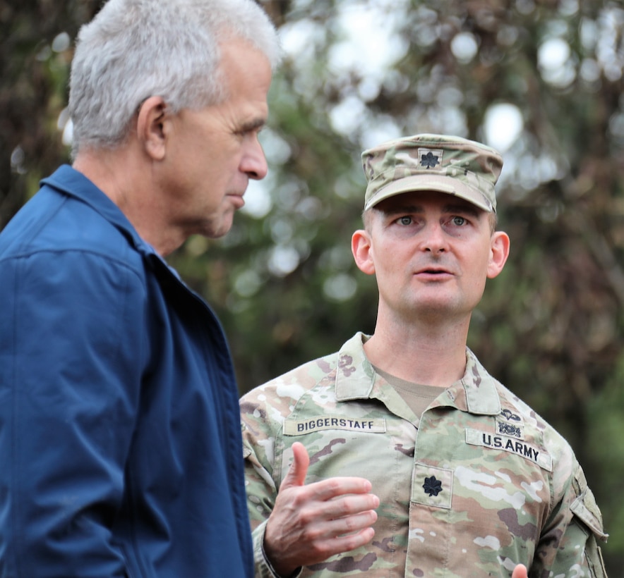 Goetz visits POH projects on Kaua'i