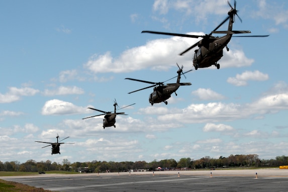 CLAY NATIONAL GUARD CENTER, Marietta, Ga., March 31, 2017 –A flight of UH-60 Black Hawks departs the Clay National Guard Center in Marietta on the way to Winder, Ga. after the final mission of Vigilant Guard 17

 

Georgia Army National Guard photo by Spc. Isaiah Matthews