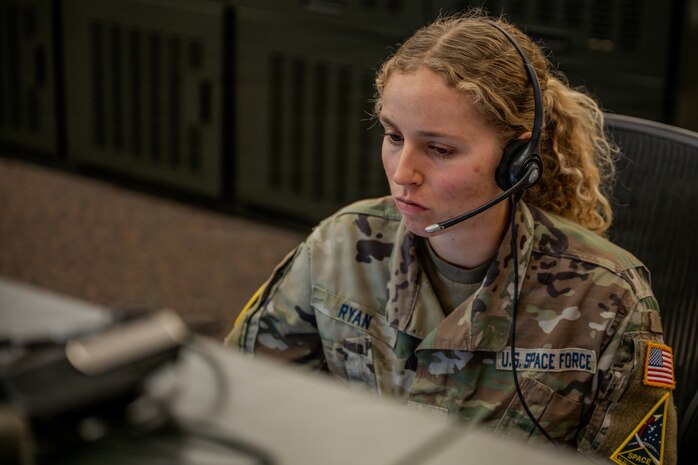 U.S. Space Force 2nd Lt. Abigail Ryan, 2nd Range Operations Squadron range operations commander, monitors range data in preparation for the launch of a SpaceX Falcon 9 rocket, carrying the Starlink 17-19 mission, from Space Launch Complex 4 East (SLC-4E) at Vandenberg Space Force Base, Calif., Jan. 29, 2026.