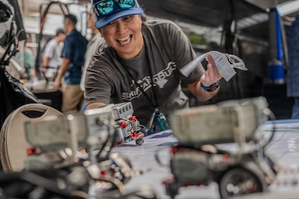 Pearl Harbor Naval Shipyard and Intermediate Maintenance Facility hosts annual Knowledge Share Fair.