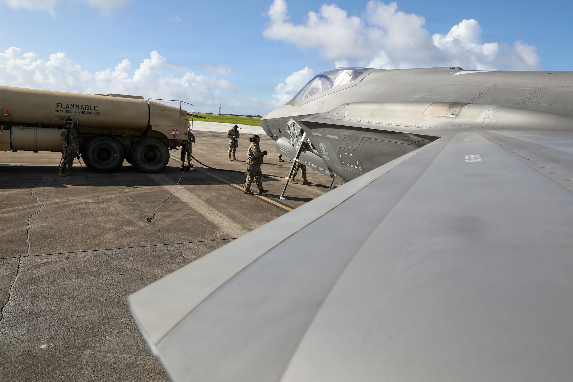 9th Mission Support Command Soldiers fueling the fight for Valiant Shield