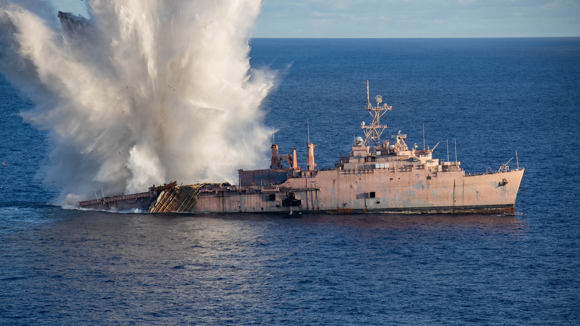 Japan Maritime Self-Defense Force submarine fires a torpedo at the decommissioned USS Juneau in support of a live-fire sinking exercise as part of Valiant Shield 2026 while underway in the Philippine Sea, June 27, 2026.