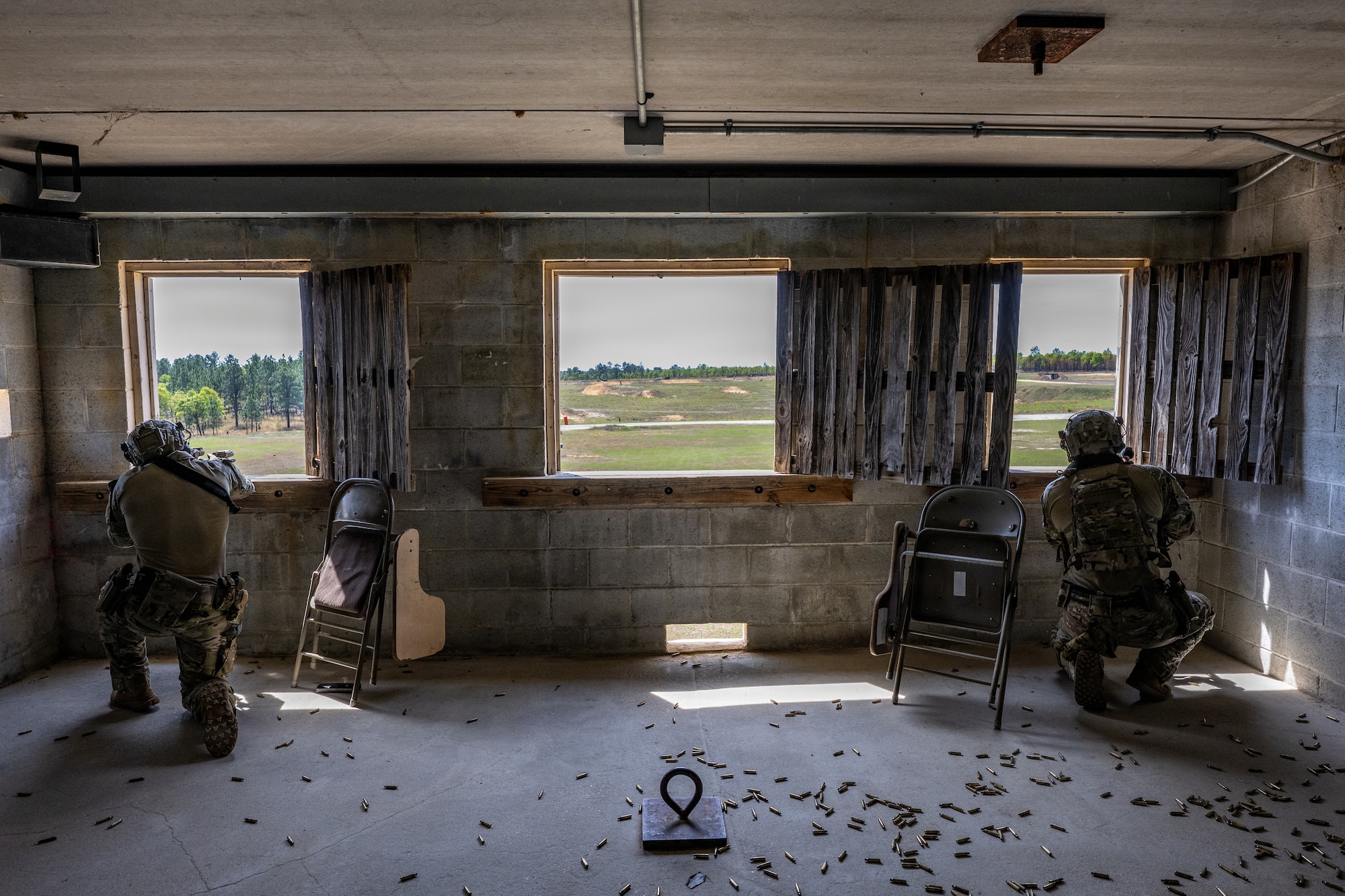 U.S. Air Force Airmen assigned to the 14th Air Support Operations Squadron participate in advanced engagement training at Fort Bragg, North Carolina, April 15, 2026
