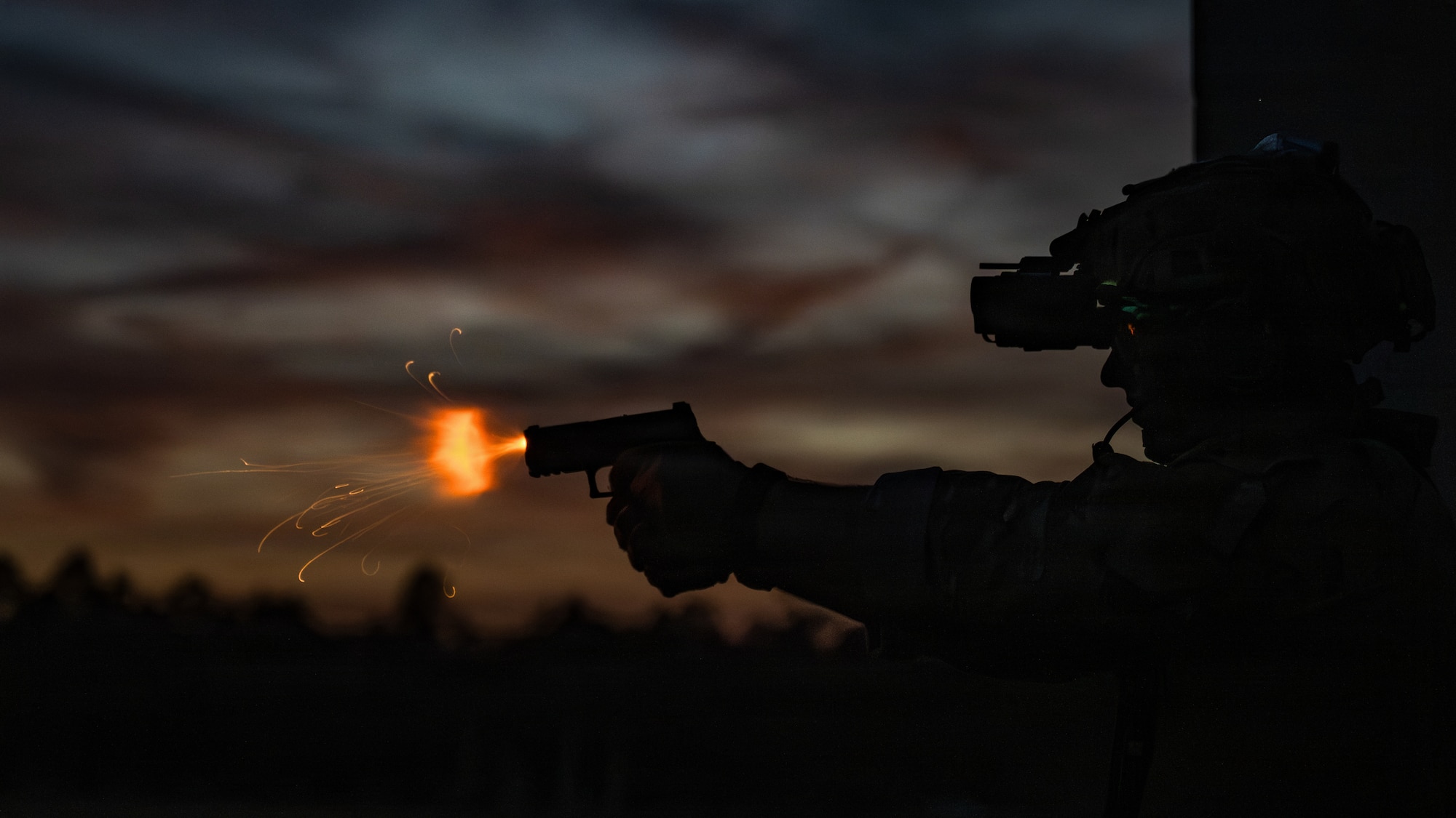 U.S. Air Force Airmen assigned to the 14th Air Support Operations Squadron participate in advanced engagement training at Fort Bragg, North Carolina, April 15, 2026