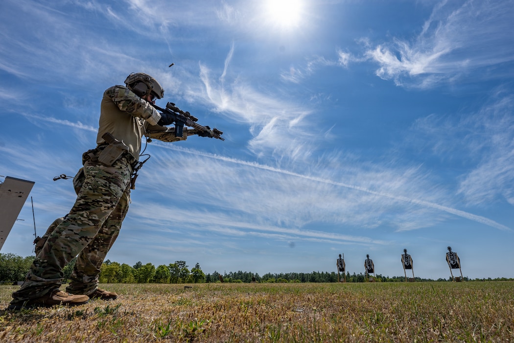 U.S. Air Force Airmen assigned to the 14th Air Support Operations Squadron participate in advanced engagement training at Fort Bragg, North Carolina, April 15, 2026