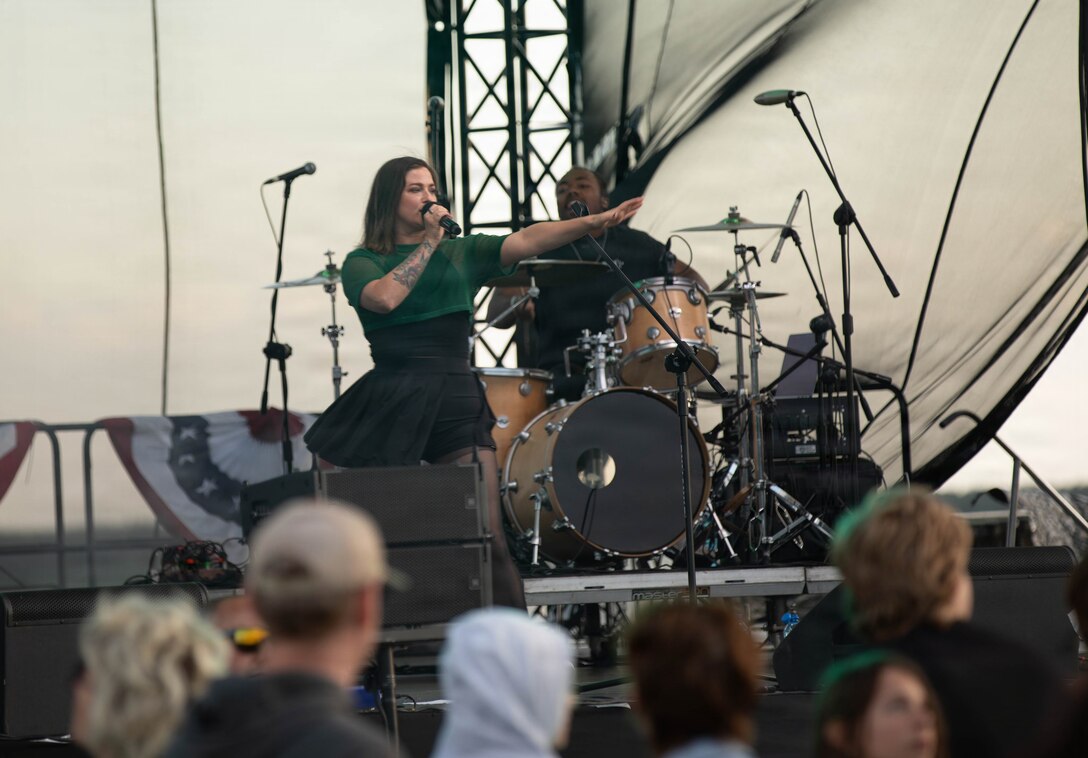 American country and pop singer Cassadee Pope, performs live during Freedom 250 at Powidz, Poland, June 30, 2026. Freedom 250 celebrates the enduring partnership between the United States and Poland through shared history, values and allied cooperation. Freedom 250 observances bring American and Polish communities together through partnership and cultural exchanges. (U.S. Army Reserve photo by Sgt. Shaun R. Rajasekar)