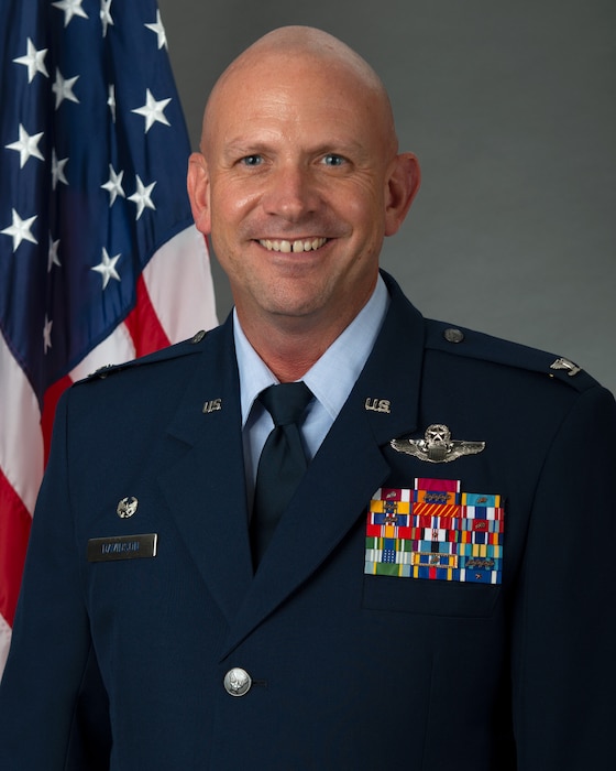 Col Davidson official photo.