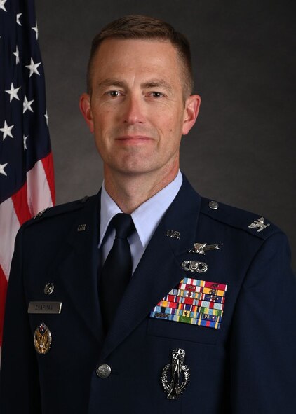 Official photo for Colonel George L. Chapman.