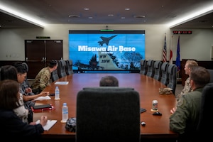 A mission brief outlines the 35th Fighter Wing’s capabilities during an immersion tour for the Japan Air Self-Defense Force (JASDF) 3rd Air Wing commander.