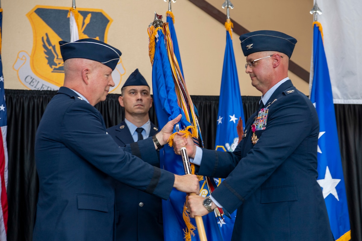 374th Airlift Wing welcomes new commander