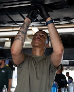Service members gain hands-on vehicle maintenance skills at JBSA-Lackland