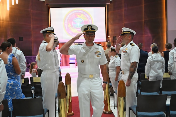 Lt. Cmdr. Alex R. Stulo assumes duties as officer in charge of Navy Medicine Readiness and Training Unit China Lake during a change of charge ceremony at Naval Air Weapons Station China Lake, California, July 10, 2026. (U.S. Navy photo by NAWS China Lake public affairs).