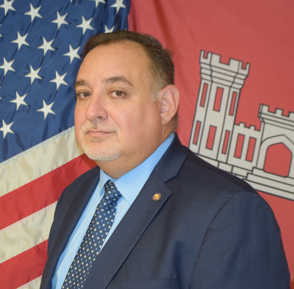 Mariano Torres Feliciano, chief of the Small Business Program for the Latin America & Caribbean District, earned the Department of Defense Small Business Professional Credential on July 2, 2026. This achievement marks a significant milestone in Torres Feliciano’s professional development and the highlights the district’s commitment to strengthening opportunities for small and disadvantaged businesses across the region.