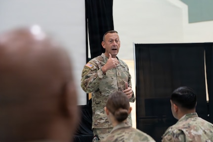 Army Reserve Soldiers prepare to strengthen command climate as Equal Opportunity leaders