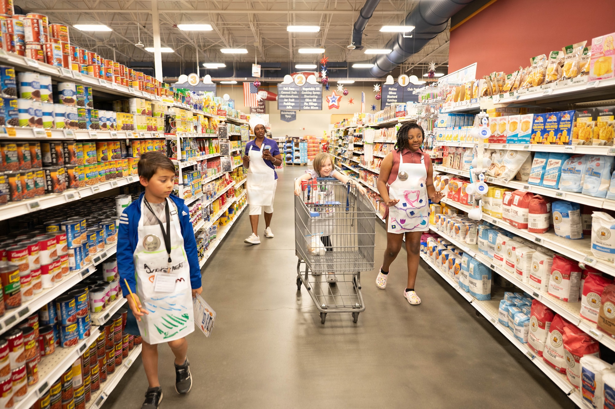 The Front Range Exceptional Family Member Program Family Support offices partnered with the Peterson Commissary and The Arc of the Pikes Peak Region to provide cooking instruction for the children of military members.