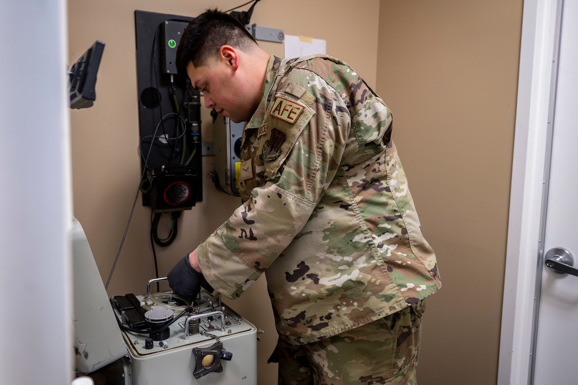 Airman operating machinery