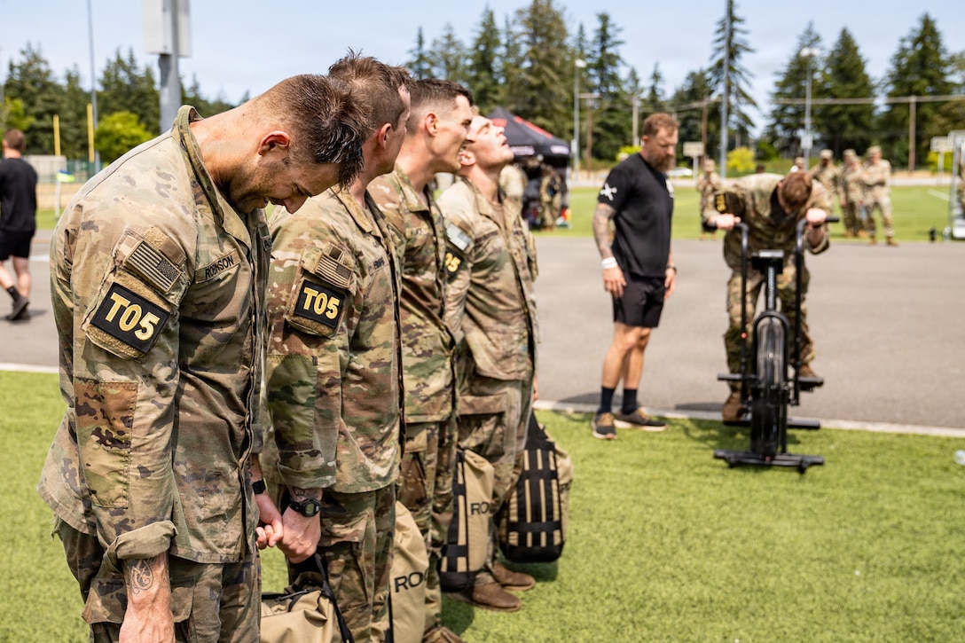 U.S. Army Soldiers assigned to the 11th Airborne Division participate in a physical endurance assessment during the U.S. Army Pacific (USARPAC) Best Squad Competition at Joint Base Lewis-McChord, Washington, July 23, 2026.