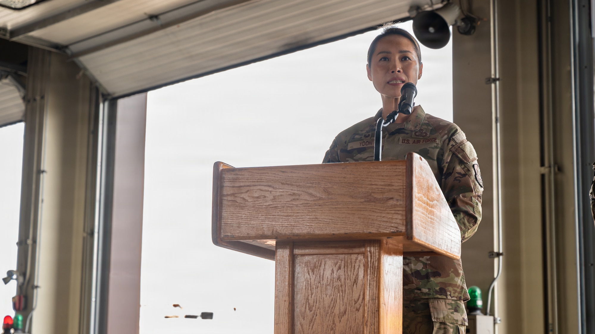 Woman gives speech.