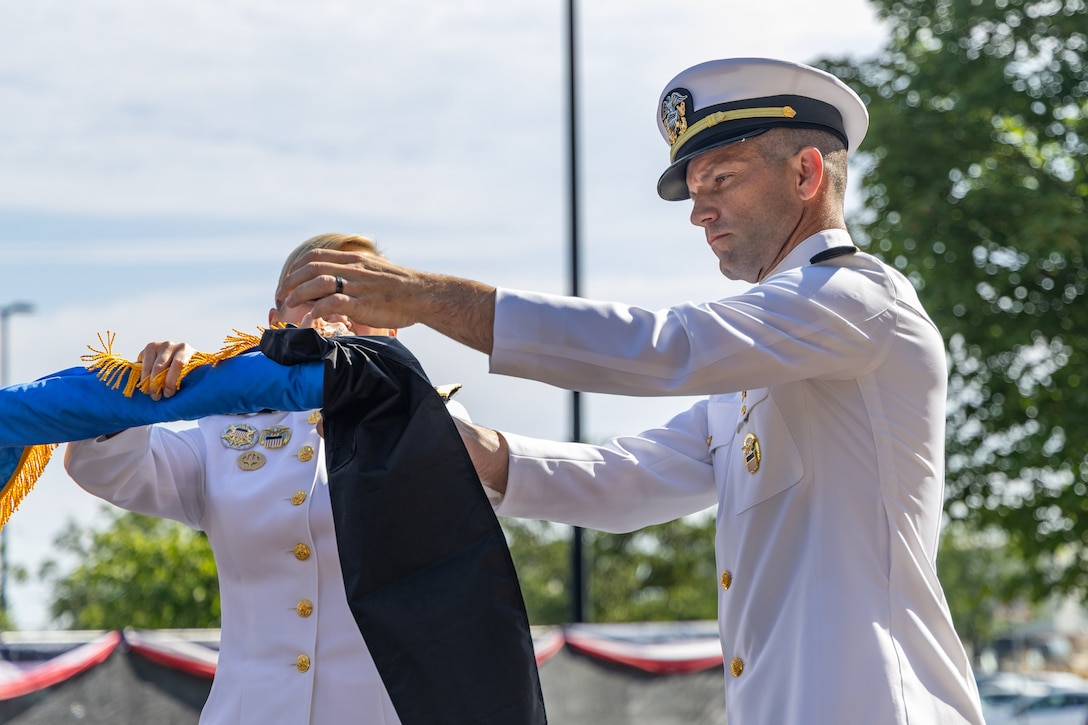 Casing the colors.