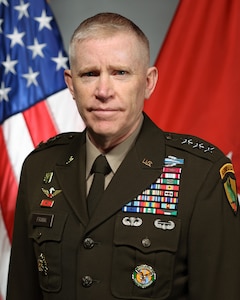 LT GEN Frank bio photo