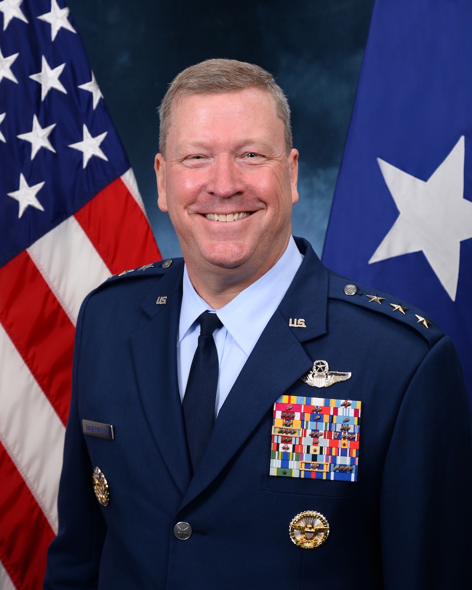 Lieutenant General Tony D. Bauernfeind Official Photo