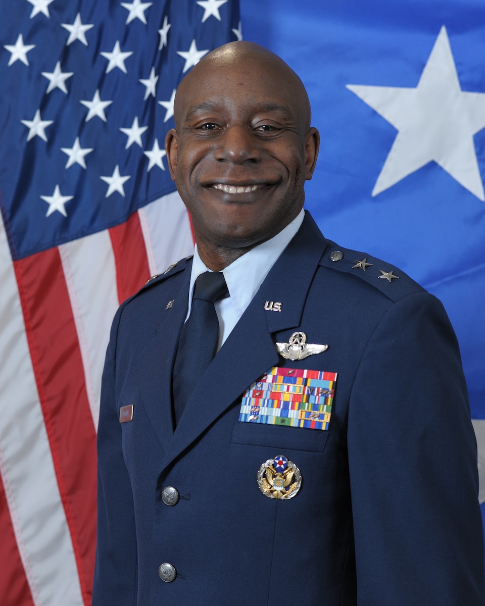 This is the official portrait of Maj. Gen. Travolis A. Simmons.