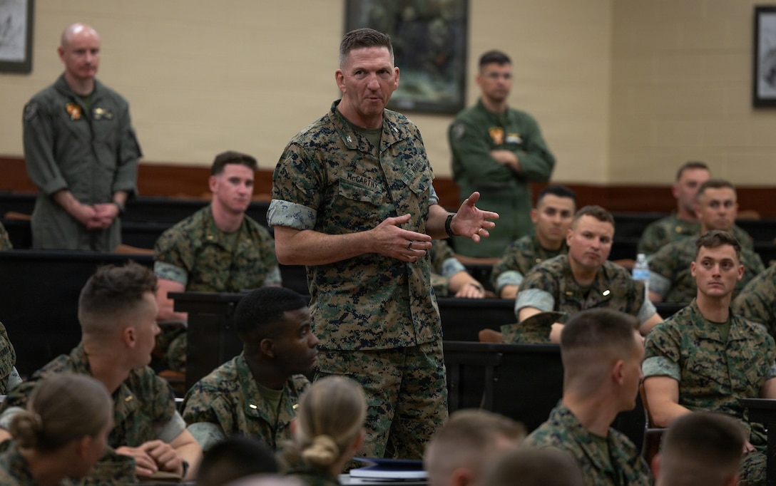 U.S. Marine Corps Col. Robert McCarthy III, the commanding officer of The Basic School, addresses students during Marine Aviation Night at TBS on Marine Corps Base Quantico, Virginia, April 27, 2026. Marine Aviation Night is an event held for TBS students interested in Marine aviation and provides them with an opportunity to speak with aviation experts. (U.S. Marine Corps photo by Sgt. Chancellor Reynolds)