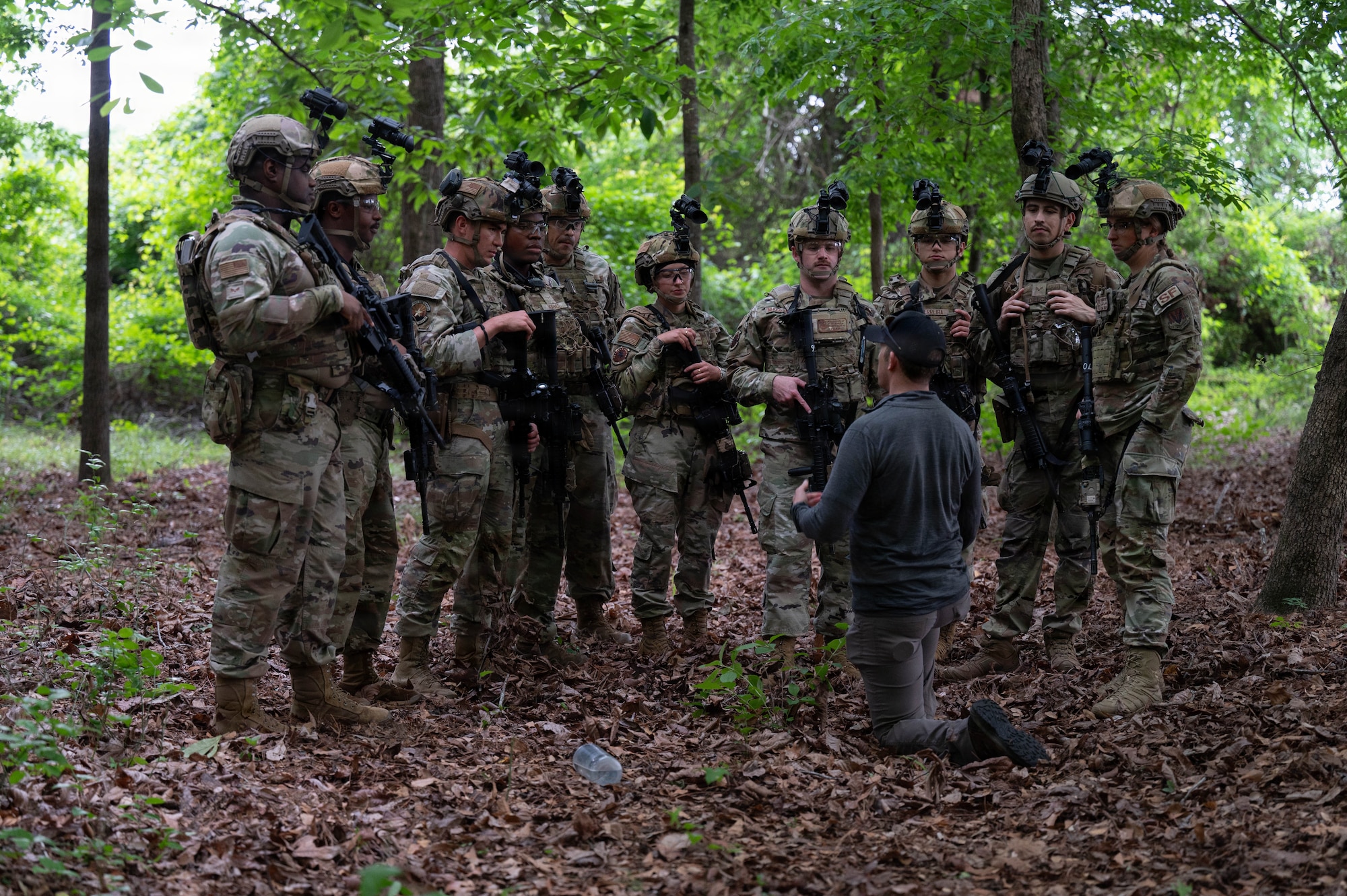Airmen receive instruction.