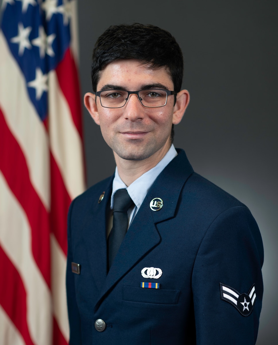 A1C Schiavoni official photo