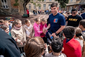 Soldiers assigned to the 101st Airborne Division (Air Assault) visited Notre Dame Primary School in Carentan, France, on June 2, 2026, and met with approximately 60 students as part of an annual outreach effort connecting young people with U.S. service members.

The students, ages 9 and 10 and in fourth and fifth grades, enthusiastically welcomed the Screaming Eagles. 
Sarah Passquier, City of Carentan director of culture and events, said the annual visit helps keep history alive for younger generations.

(U.S. Army photo by Capt. Jennifer French)
