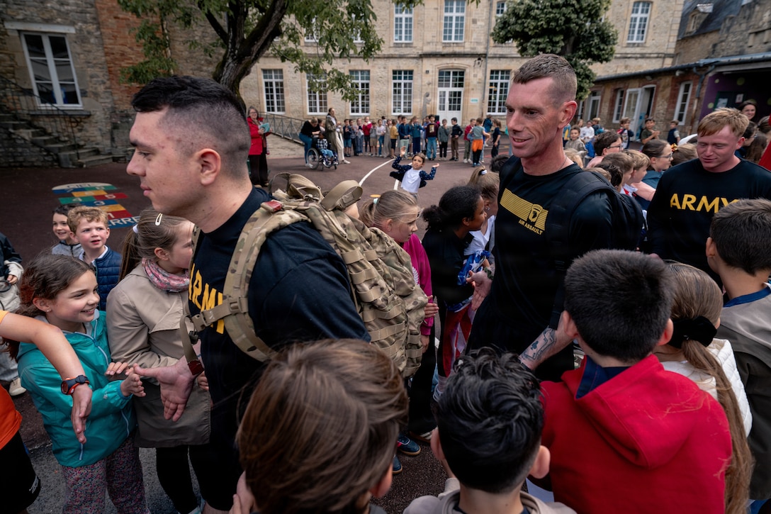 Soldiers assigned to the 101st Airborne Division (Air Assault) visited Notre Dame Primary School in Carentan, France, on June 2, 2026, and met with approximately 60 students as part of an annual outreach effort connecting young people with U.S. service members.

The students, ages 9 and 10 and in fourth and fifth grades, enthusiastically welcomed the Screaming Eagles. 
Sarah Passquier, City of Carentan director of culture and events, said the annual visit helps keep history alive for younger generations.

(U.S. Army photo by Capt. Jennifer French)