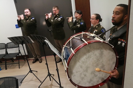 Virginia remembers fallen at 2026 Commonwealth's Memorial Day Ceremony