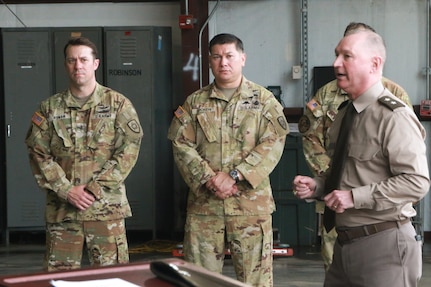 Departure ceremony marks start of VNG fixed wing unit’s mobilization