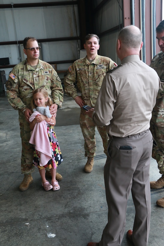 Departure ceremony marks start of VNG fixed wing unit’s mobilization