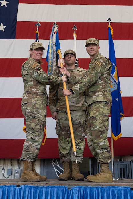 8th Maintenance Group holds change of command ceremony