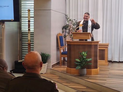 Fort Buchanan strengthens spiritual readiness with change of stole ceremony