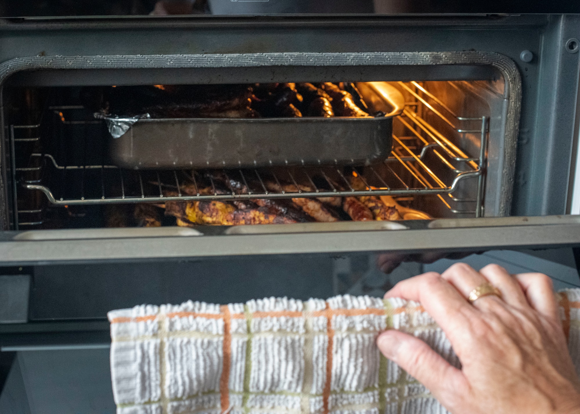 Oven with pan inside