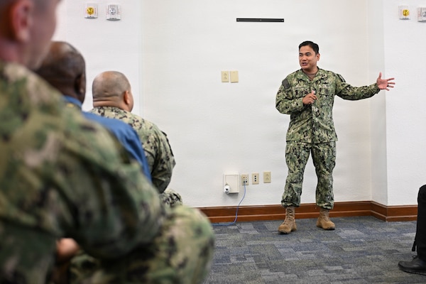 U.S. Navy Bureau of Medicine and Surgery Force Master Chief Jerry Cantorna, director, U.S. Navy Hospital Corps, speaks to Sailors and civilians assigned to Naval Medical Forces Development Command (NMFDC) during an all hands call, June 1, 2026. Cantorna’s visit to NMFDC emphasized Navy Medicine’s focus on the health, warfare, and training of Sailors and Marines. (U.S. Navy photo Mass Communication Specialist 1st Class Shayla D. Hamilton)