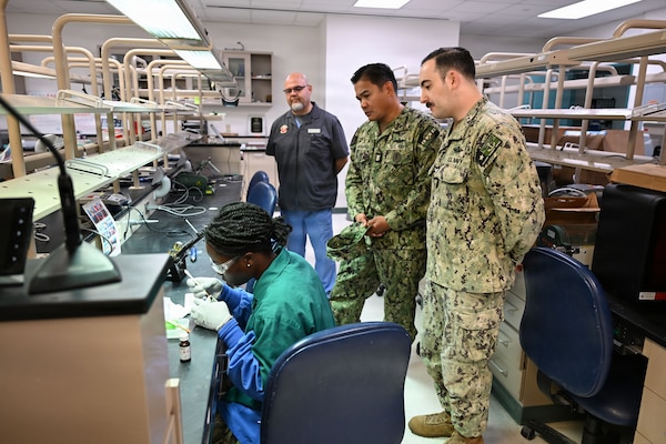 U.S. Navy Bureau of Medicine and Surgery Force Master Chief Jerry Cantorna, director, Hospital Corps, observes Navy dental laboratory students at the Medical Education and Training Campus during a visit to Navy Medicine Training Support Command, June 2, 2026. Cantorna’s visit to NMTSC emphasized Navy Medicine’s focus on the health, warfare, and training of Sailors and Marines. (U.S. Navy photo Mass Communication Specialist 1st Class Shayla D. Hamilton)