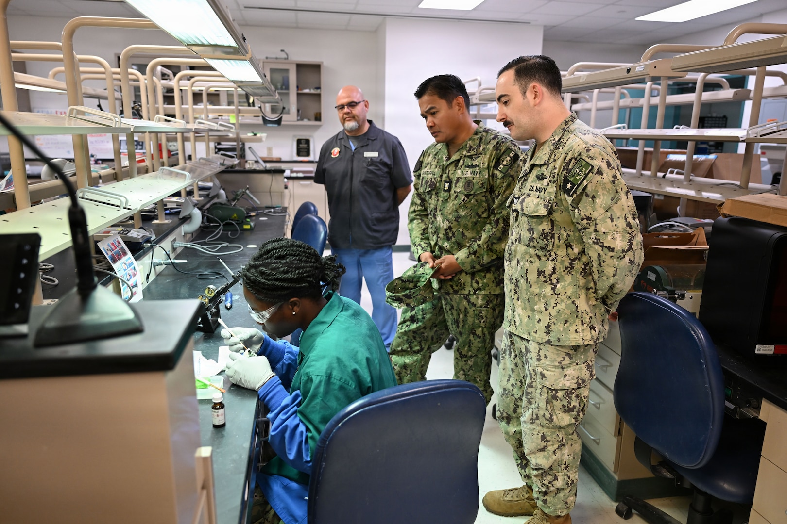 U.S. Navy Bureau of Medicine and Surgery Force Master Chief Jerry Cantorna, director, Hospital Corps, observes Navy dental laboratory students at the Medical Education and Training Campus during a visit to Navy Medicine Training Support Command, June 2, 2026. Cantorna’s visit to NMTSC emphasized Navy Medicine’s focus on the health, warfare, and training of Sailors and Marines. (U.S. Navy photo Mass Communication Specialist 1st Class Shayla D. Hamilton)