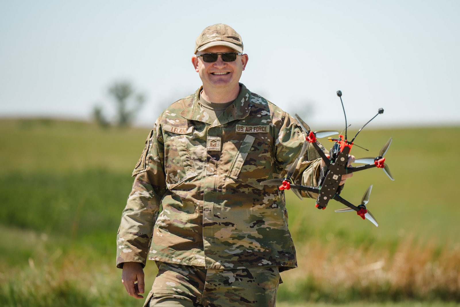 Airmen assigned to the 184th Wing’s Point Defense Battle Lab test autonomous drone swarm capabilities during a live demonstration at Smoky Hill Air National Guard Range near Salina, Kansas, May 7, 2026. Working alongside the PDBL, industry partners demonstrated how they can successfully coordinate up to 1,000 Group 1 unmanned aerial systems (UAS) using a single ground control operator, further showcasing how rapid innovation can counter emerging airborne threats. The demonstration supports Air Combat Command's ongoing initiative to develop tactics and procedures for countering small UAS. (U.S. Air National Guard photo by 1st Lt. Samantha Root)