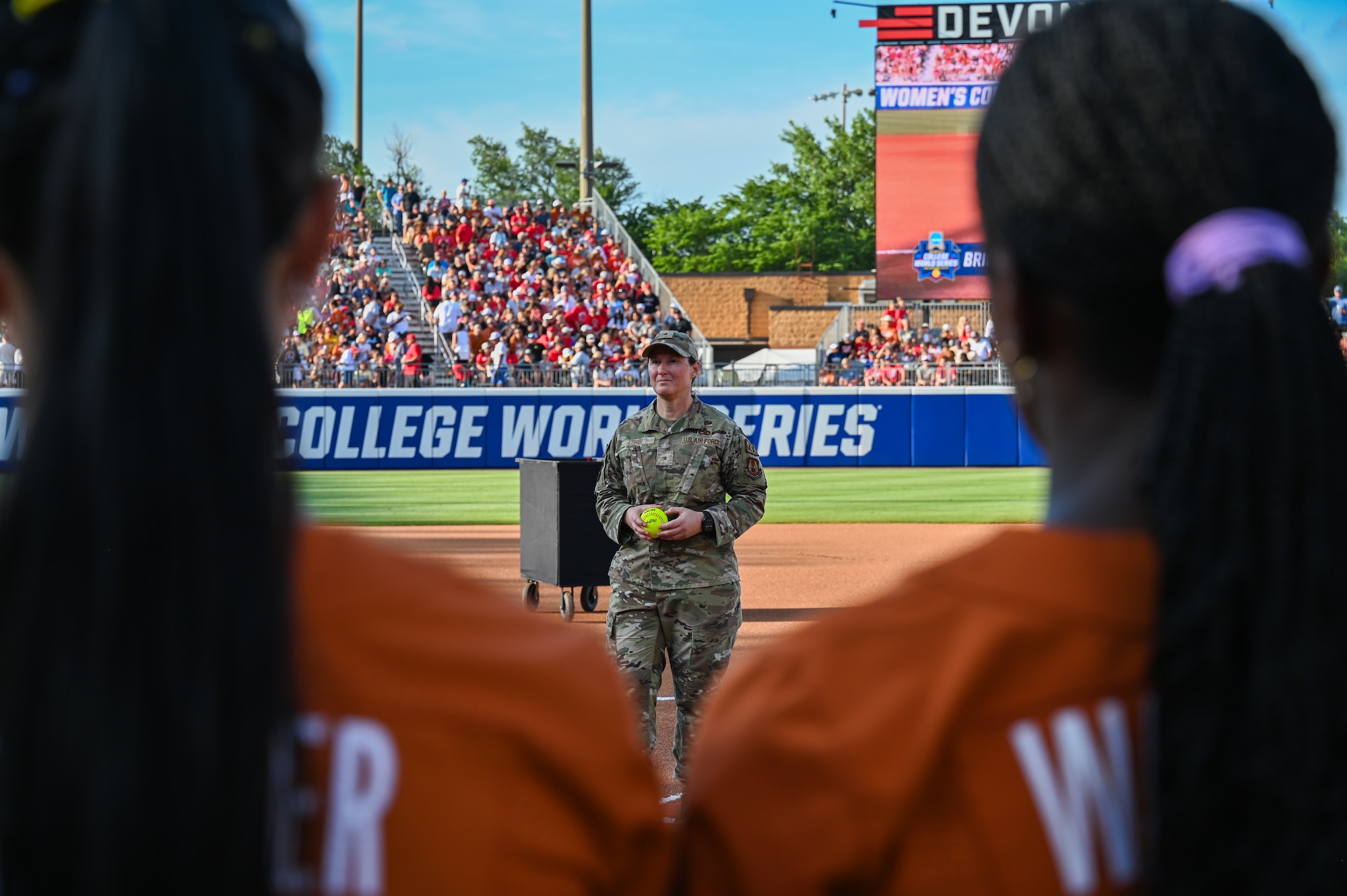 commander throws first pitch
