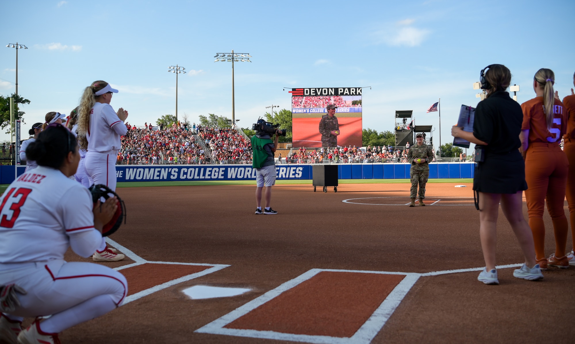 commander throws first pitch