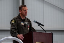 colonel gives speech