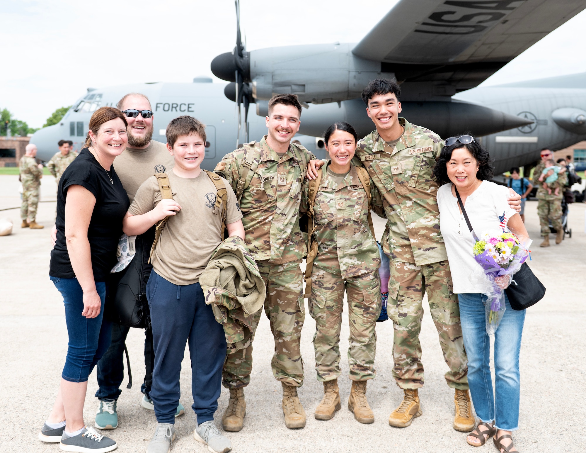 Link - End of an Era: 133rd AW Welcomes Home Final C-130H Deployment