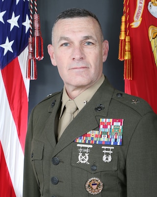 Portrait of ラルフ J. リゾ Jr. 准将
