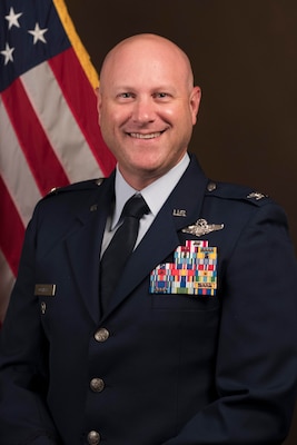 Official photo of Col David R. Gottlieb, USAF
