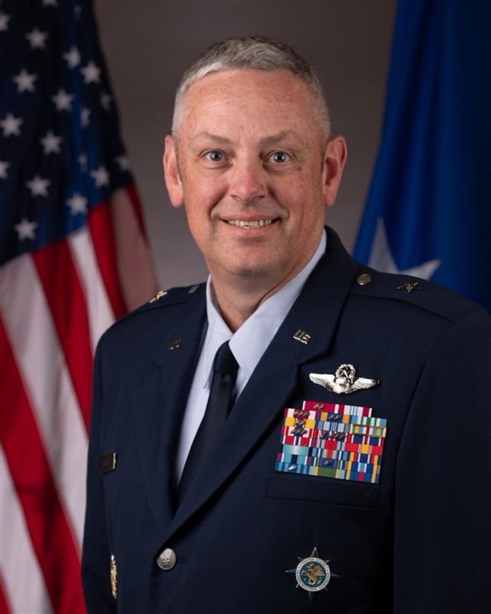 Brig. Gen. Corey Simmons official portrait.