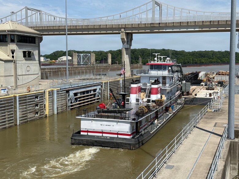 The M/V Elizabeth Ann locks through McAlpine Locks and Dam with a heavy crane bound from St. Louis to Cincinnati, May 30, 2026 in Louisville, Kentucky. The Ohio Department of Transportation worked with USACE to provide imagery of the trip for an ODOT "barge watch" public engagement campaign.